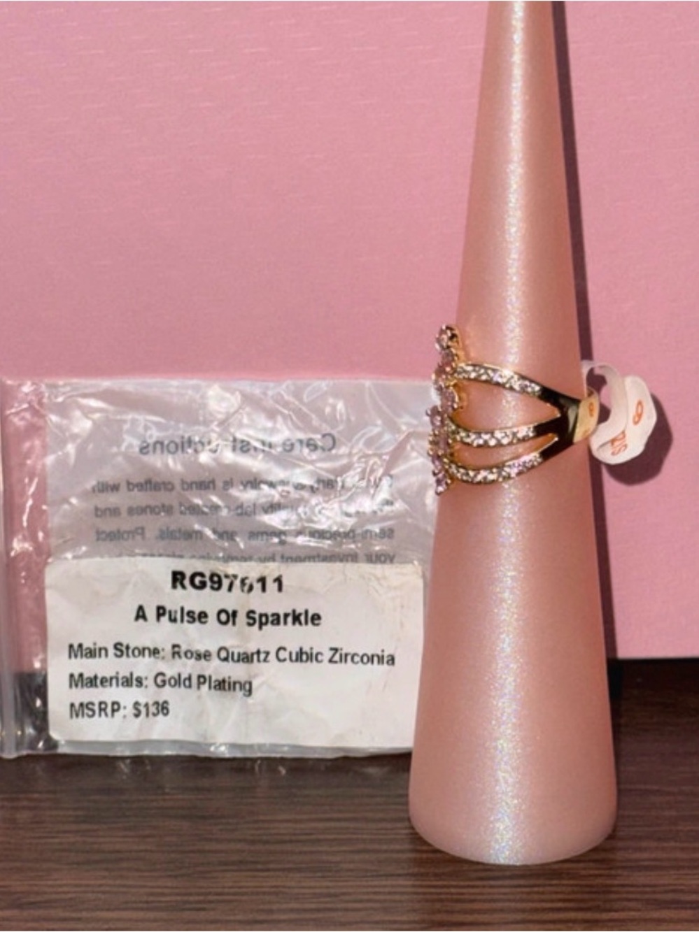 Bomb Party NWT ‘A Pulse of Sparkle’ Rose Quartz Cubic Zirconia Size 6 Ring - Picture 2 of 3